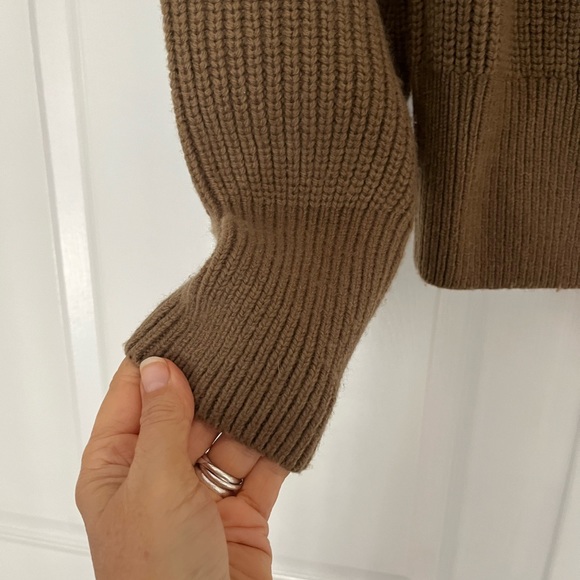 H&M Ribbed Wool Sweater - Picture 6 of 8
